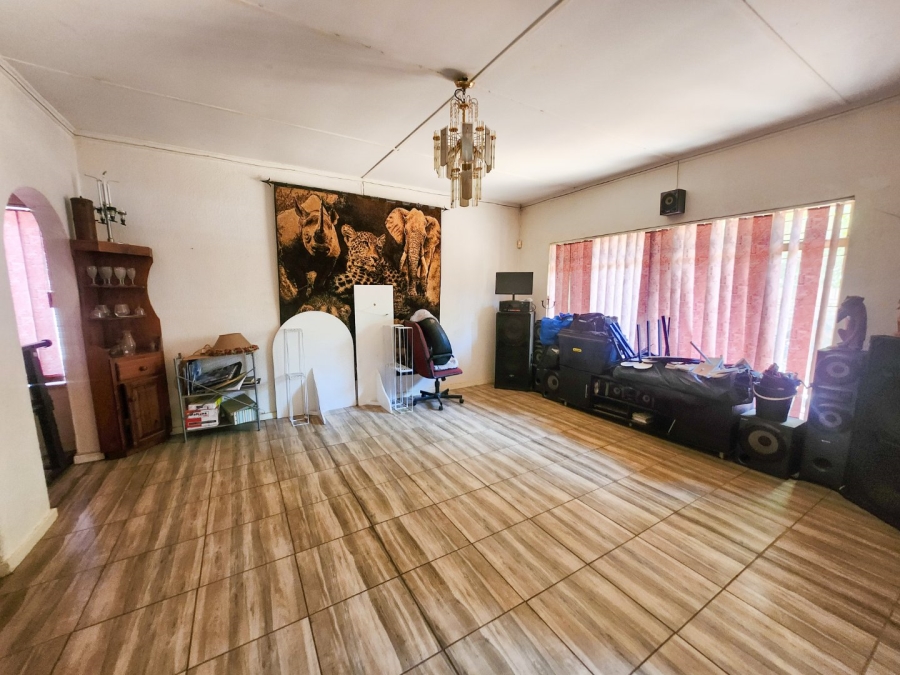 4 Bedroom Property for Sale in Stilfontein Ext 4 North West